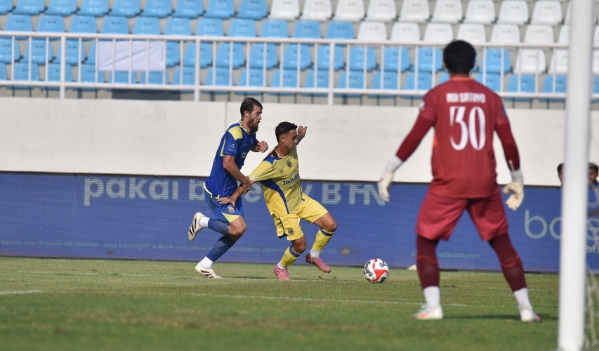 Arema FC vs Persib Bandung