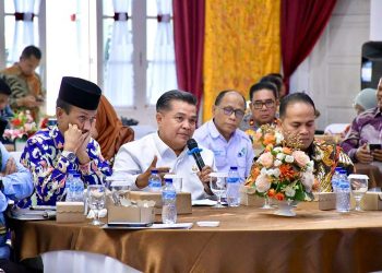 Bupati Agam, Benni Warlis, meminta agar pengawasan program MBG dilakukan secara ketat. (foto: infopublik)