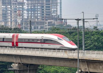 proyek Kereta Cepat Indonesia China (KCIC) "Whoosh".