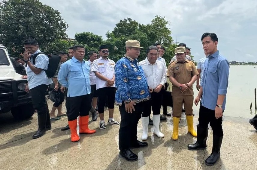 Wapres GIbran mengunjungi lokasi banjir Bekasi